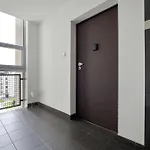 Przestronnne & Jasne Praca Zdalna I Doskonala Lokalizacja W Lodzi By Renters לודז'