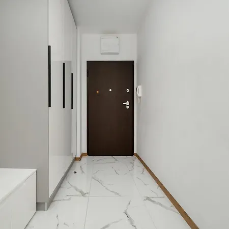 Daire Przestronnne & Jasne Praca Zdalna I Doskonala Lokalizacja W Lodzi By Renters *