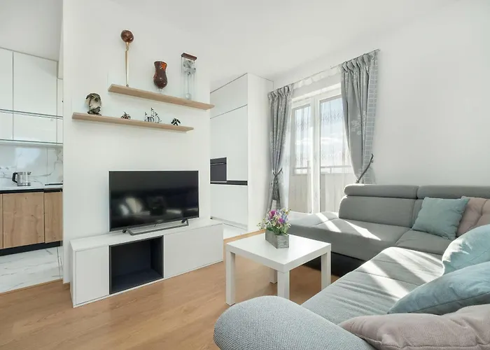 Przestronnne & Jasne Praca Zdalna I Doskonala Lokalizacja W Lodzi By Renters * Łódź