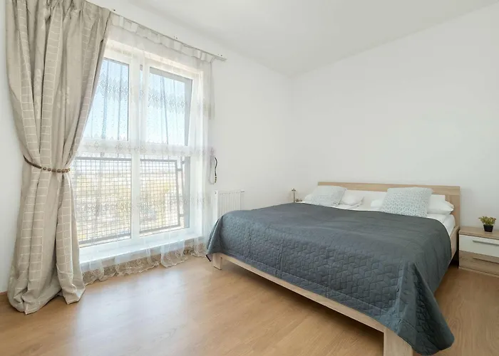 Przestronnne & Jasne Praca Zdalna I Doskonala Lokalizacja W Lodzi By Renters * Łódź