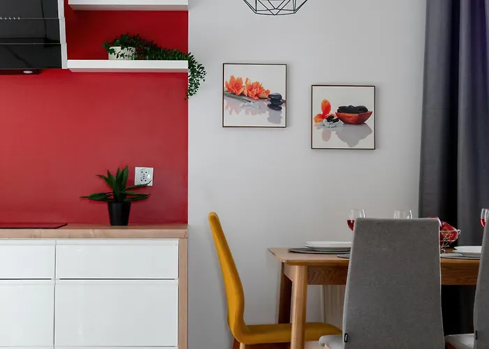 Przestronnne & Jasne Praca Zdalna I Doskonala Lokalizacja W Lodzi By Renters