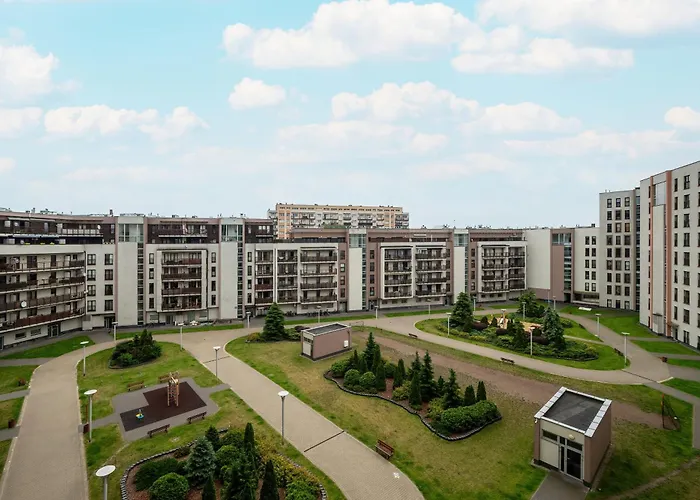 Przestronnne & Jasne Praca Zdalna I Doskonala Lokalizacja W Lodzi By Renters Apartamento